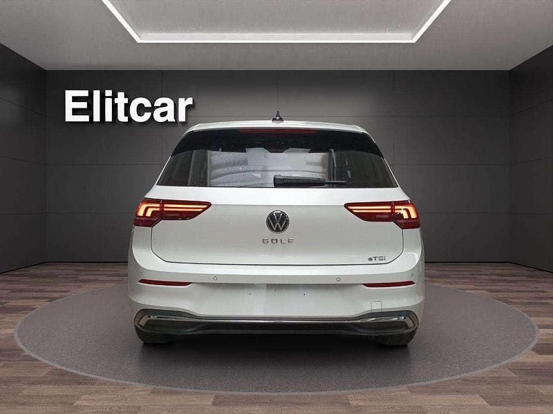 Usata VW Golf VIII Life 150 CV (110 kW) 2025 Argento Berlina