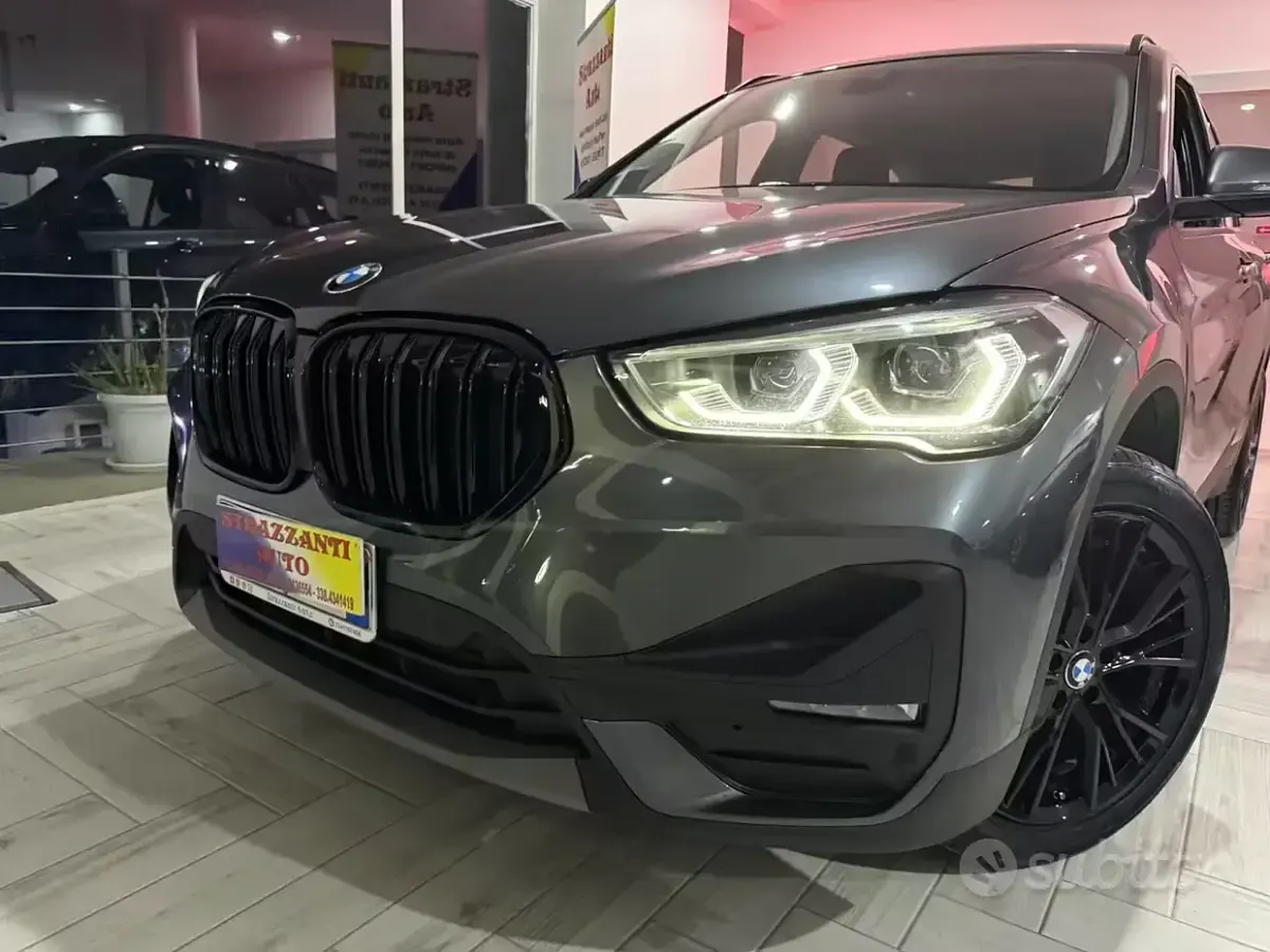 Usata BMW X1 Shadowline 150 CV (110 kW) 2022 Grigio SUV