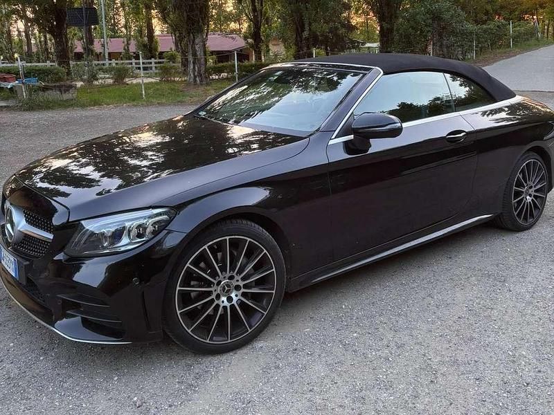 Begagnad Mercedes C220 194 HK (142 kW) 2020 Svart Cab
