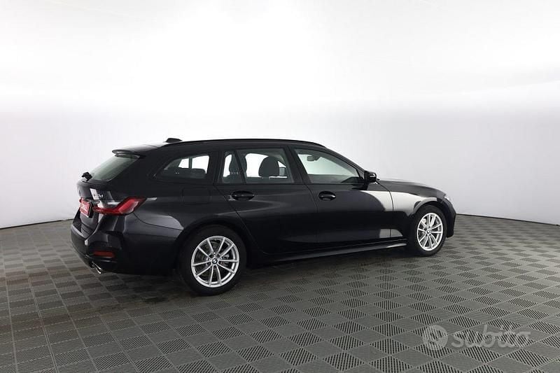 Usata BMW 320e Efficient Dynamics 190 CV (139 kW) 2023 Nero Station wagon