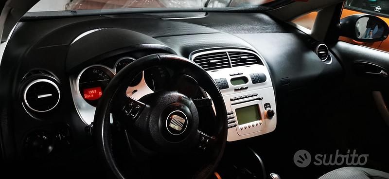 Usata Seat Altea 105 CV (77 kW) 2005 Blu Monovolume