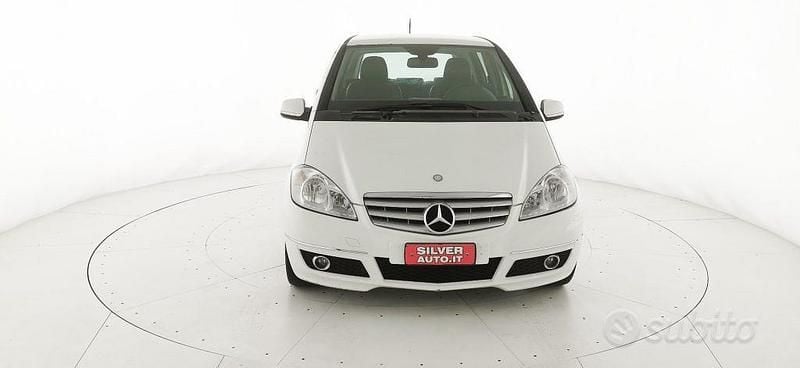 Usata Mercedes A160 Avantgarde 95 CV (69 kW) 2011 Bianco Berlina