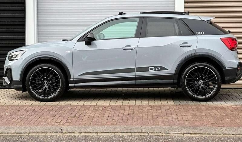 Usata Audi Q2 Ambiente 150 CV (110 kW) 2022 Grigio SUV