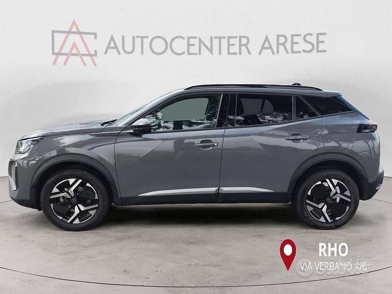 Usata Peugeot 2008 Allure 101 CV (74 kW) 2025 Giallo SUV