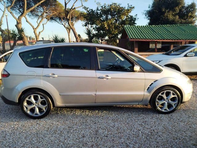 Usata Ford S-MAX Titanium 140 CV (102 kW) 2007 Grigio Monovolume