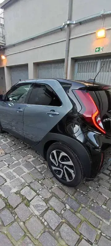 Usata Toyota Aygo X Trend 72 CV (52 kW) 2025 Blu/azzurro SUV