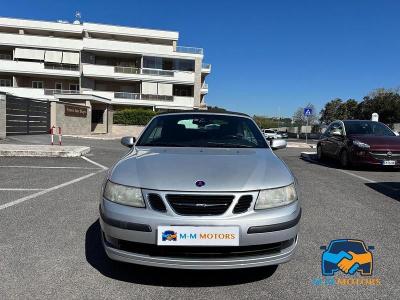 Begagnad Saab 9-3 Vector 149 HK (109 kW) 2005 Gul Cab