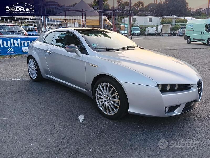 Usata Alfa Romeo Brera 184 CV (135 kW) 2006 Grigio Coupé