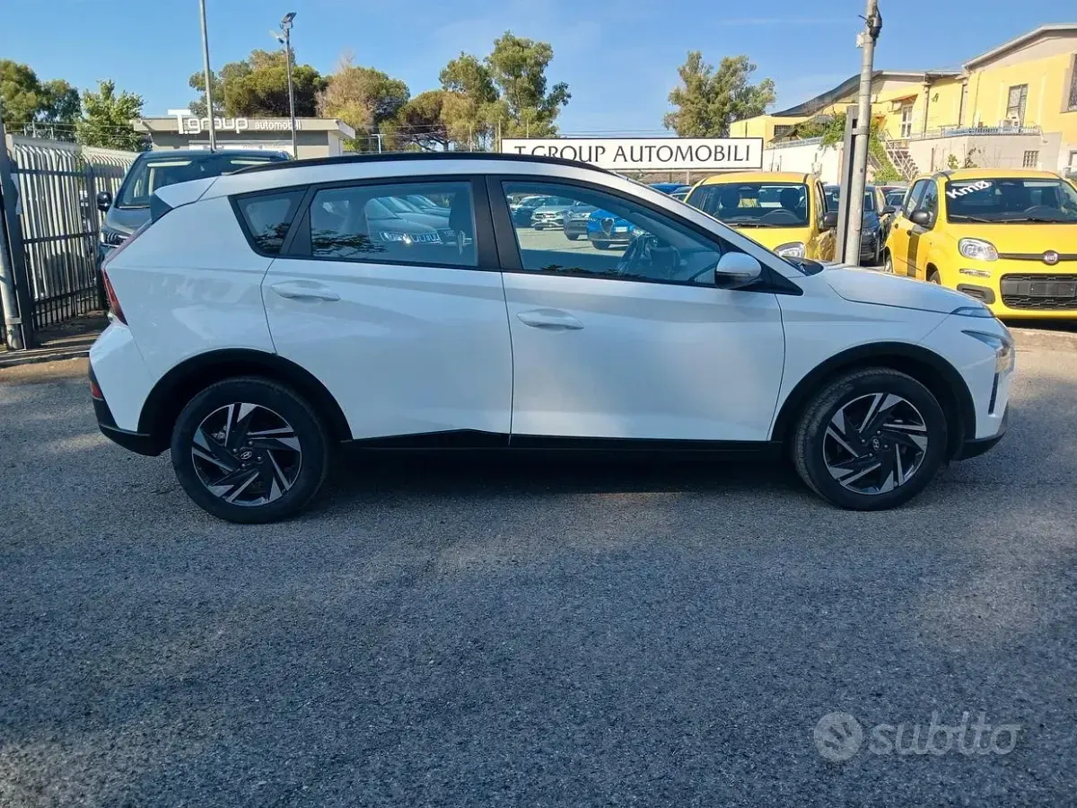 Usata Hyundai Bayon 84 CV (61 kW) 2023 Bianco SUV