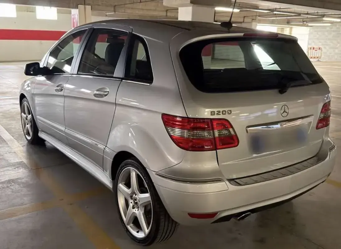 Usata Mercedes B200 Premium 140 CV (102 kW) 2011 Utilitaria