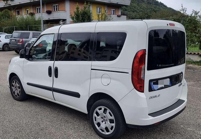 Usata Fiat Doblò Lounge 120 CV (88 kW) 2019 Monovolume