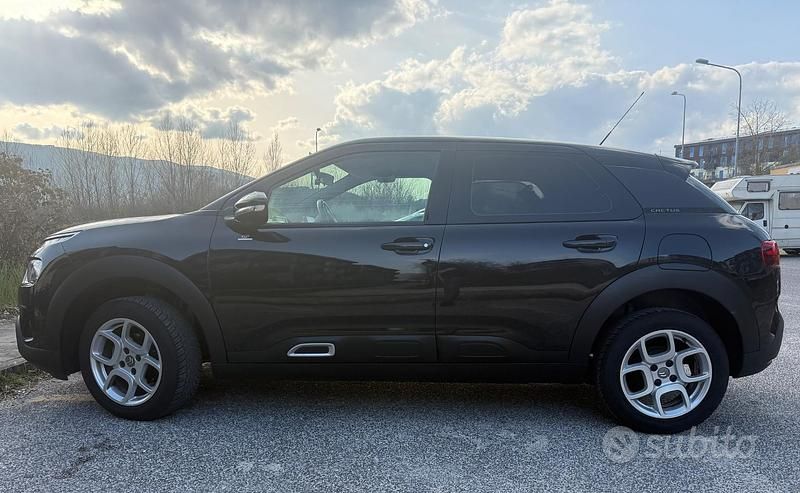 Usata Citroën C4 Cactus 99 CV (72 kW) 2019 Nero Utilitaria