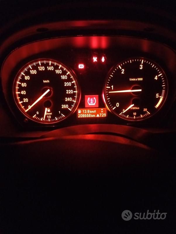 Usata BMW 316 116 CV (85 kW) 2011 Bianco Berlina