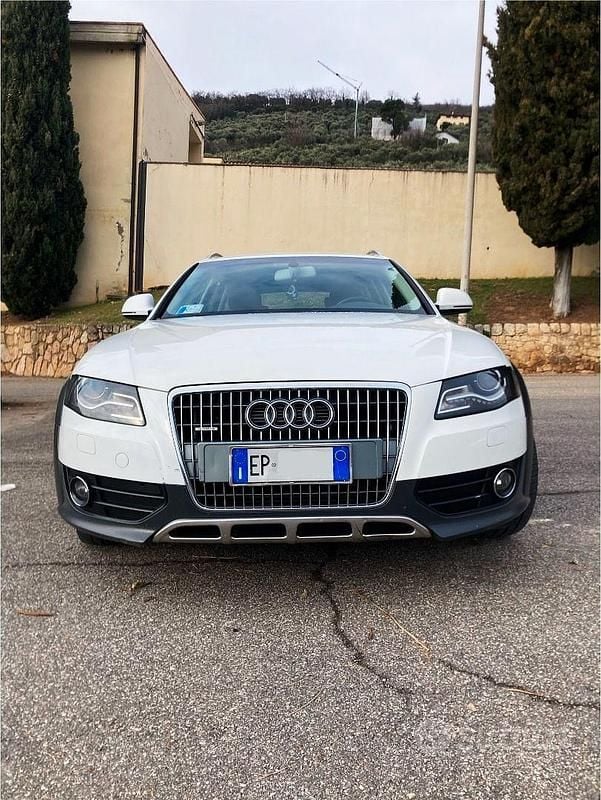 Usata Audi A4 Allroad Advanced 140 CV (102 kW) 2012 Bianco Station wagon
