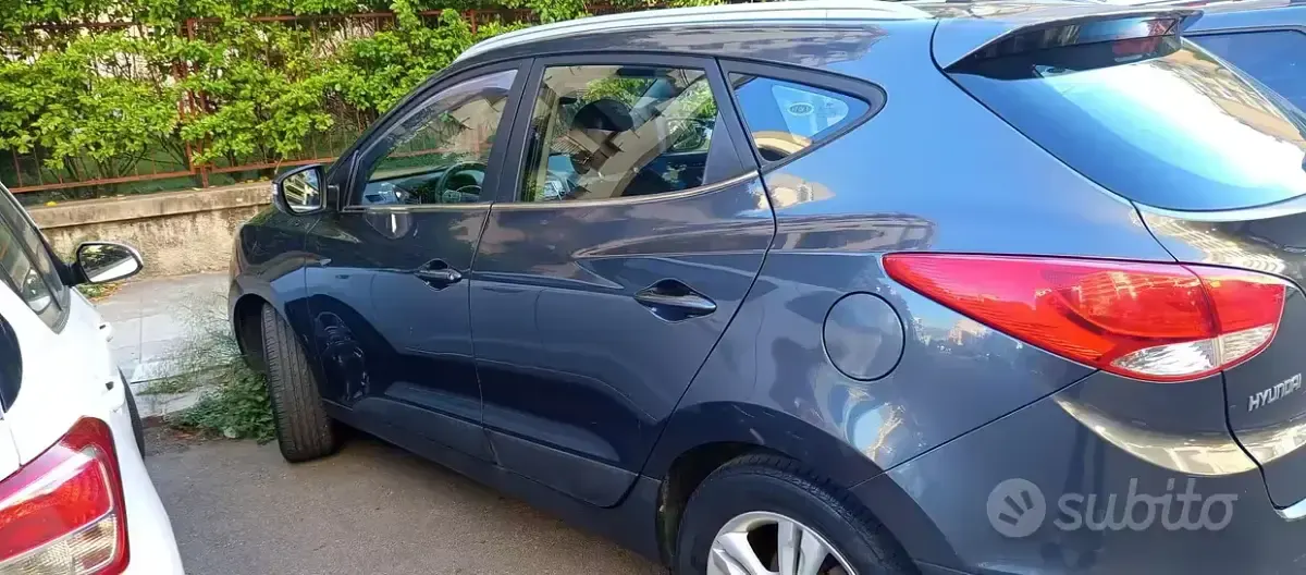 Usata Hyundai ix35 136 CV (100 kW) 2010 Grigio SUV