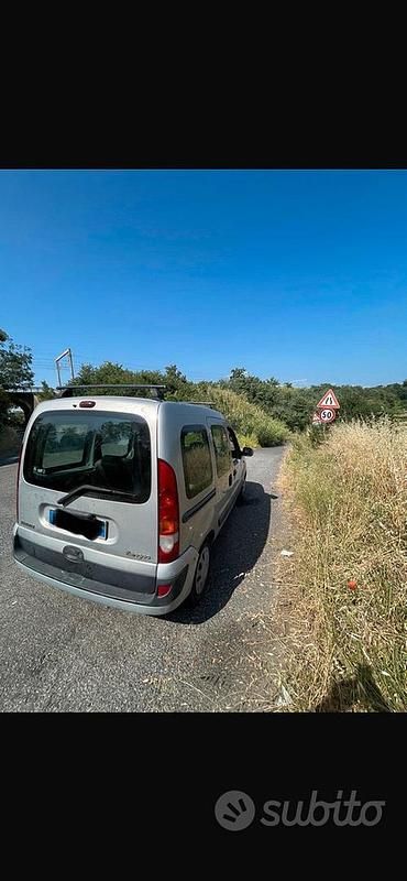 Usata Renault Kangoo 84 CV (61 kW) 2001 Monovolume