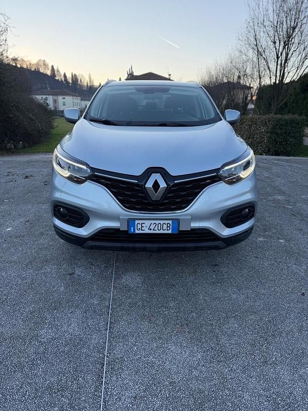 Usata Renault Kadjar Intens 115 CV (84 kW) 2021 Argento SUV