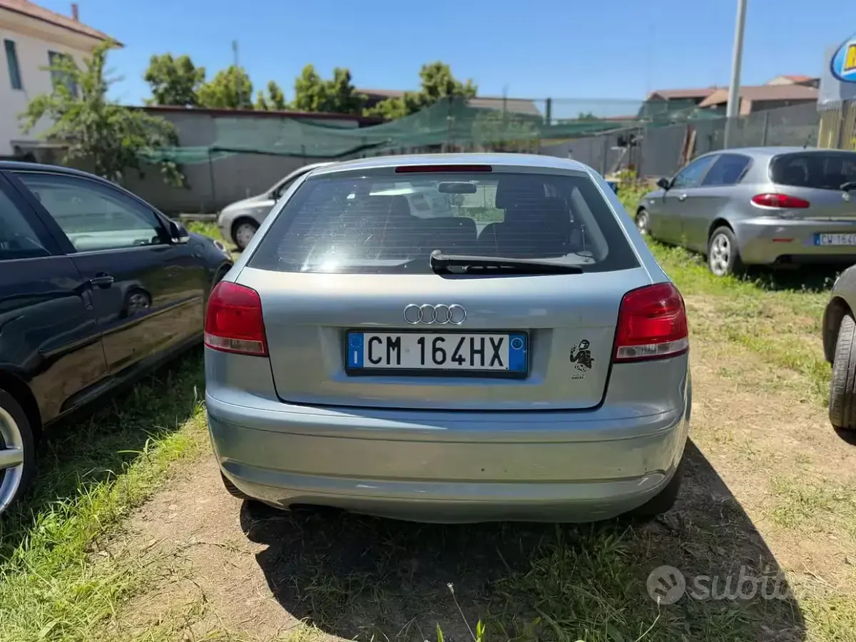 Usata Audi A3 Ambition 140 CV (102 kW) 2004 Blu Utilitaria