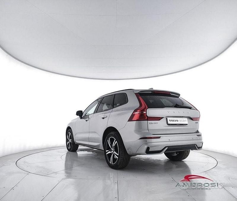 Usata Volvo XC60 R-Design 197 CV (144 kW) 2022 Grigio SUV