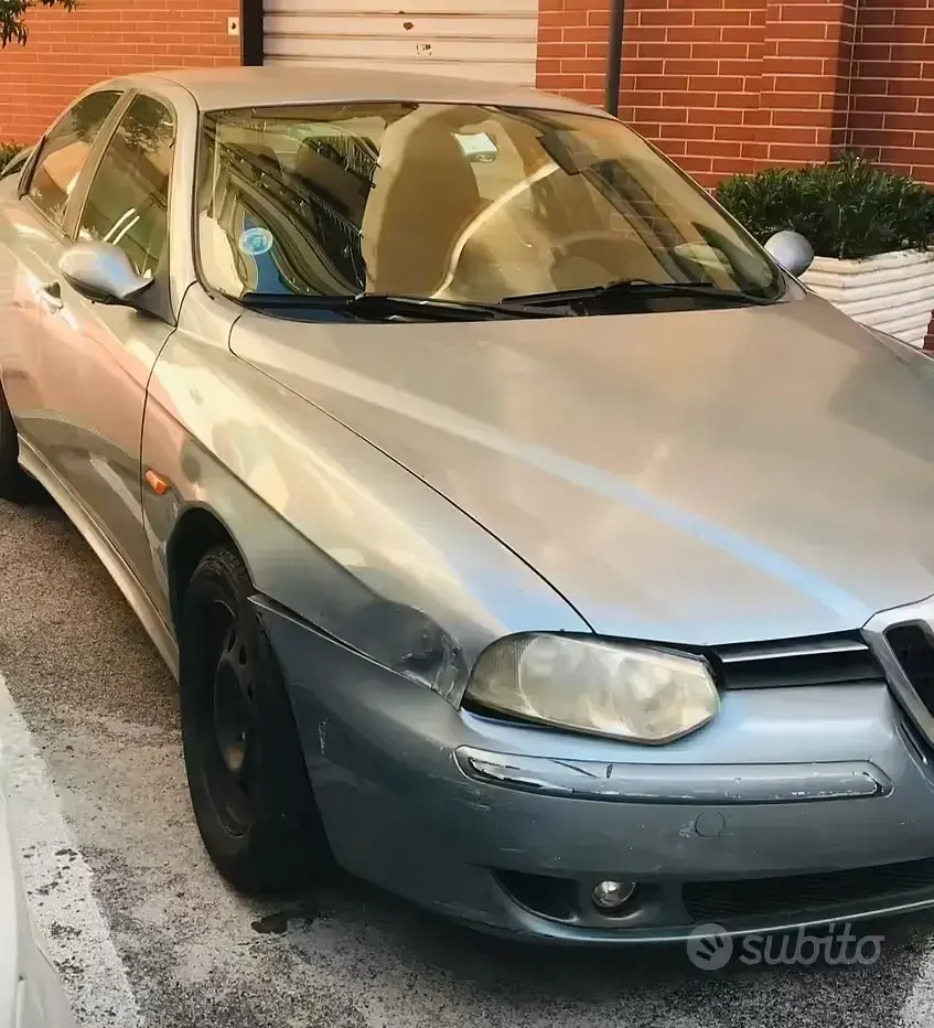 Usata Alfa Romeo 156 140 CV (102 kW) 2003 Grigio Berlina