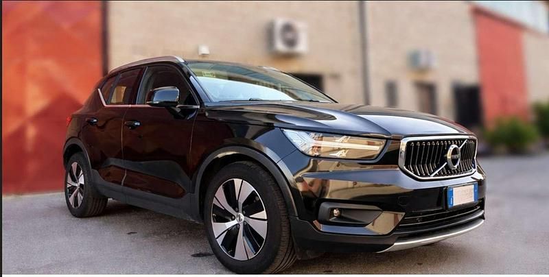 Usata Volvo XC40 Inscription 129 CV (94 kW) 2021 Nero SUV