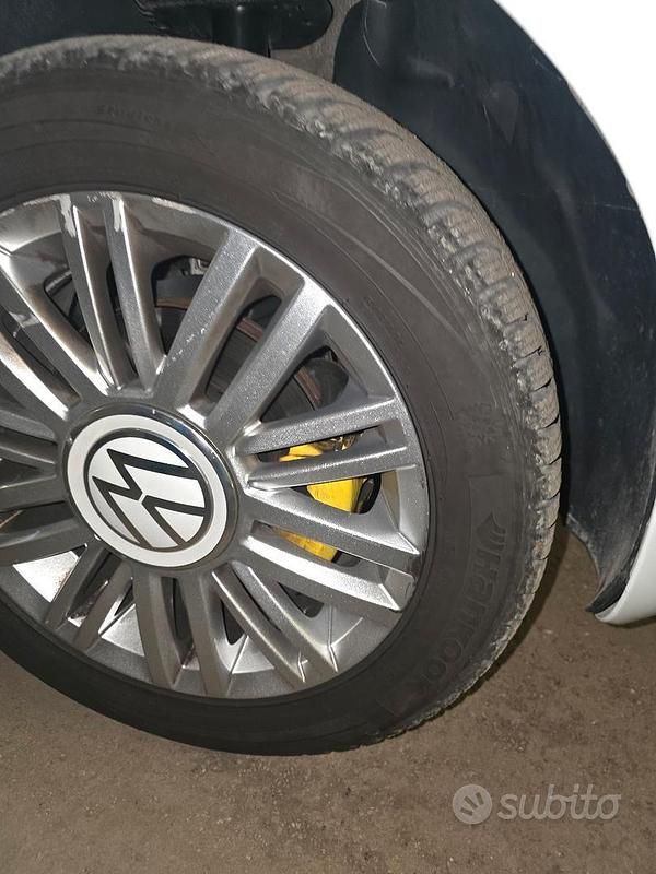 Usata VW up! 75 CV (55 kW) 2021 Bianco Utilitaria