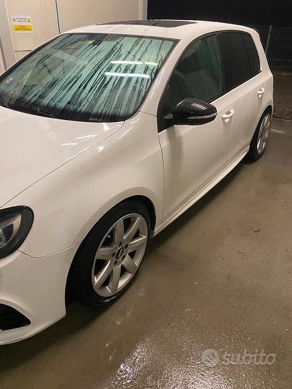 Usata VW Golf VI R 2011 Bianco Utilitaria