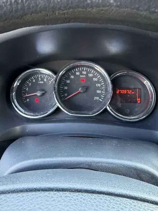 Usado Dacia Logan MCV Ambiance 90 CV (66 kW) 2014 Familiar