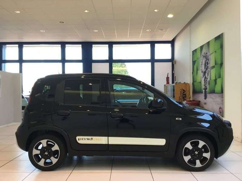 Usata Fiat Panda S 70 CV (51 kW) 2024 Nero cinema Utilitaria