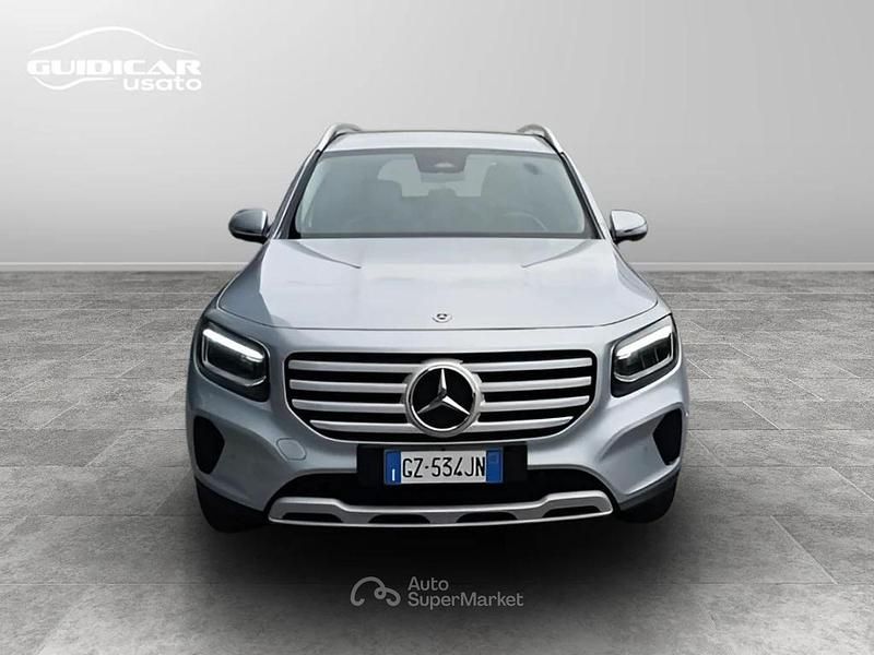 Usata Mercedes GLB180 Advanced 116 CV (85 kW) 2025 Argento SUV