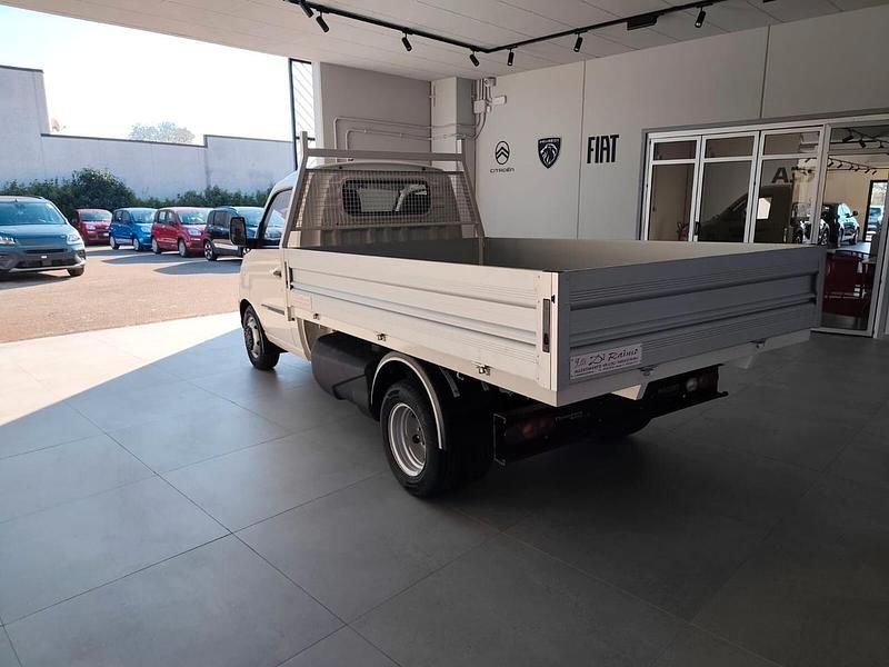 Nuova Piaggio Porter 101 CV (74 kW) 2025 Bianco