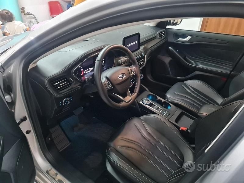 Usata Ford Focus Vignale 120 CV (88 kW) 2020 Grigio Berlina