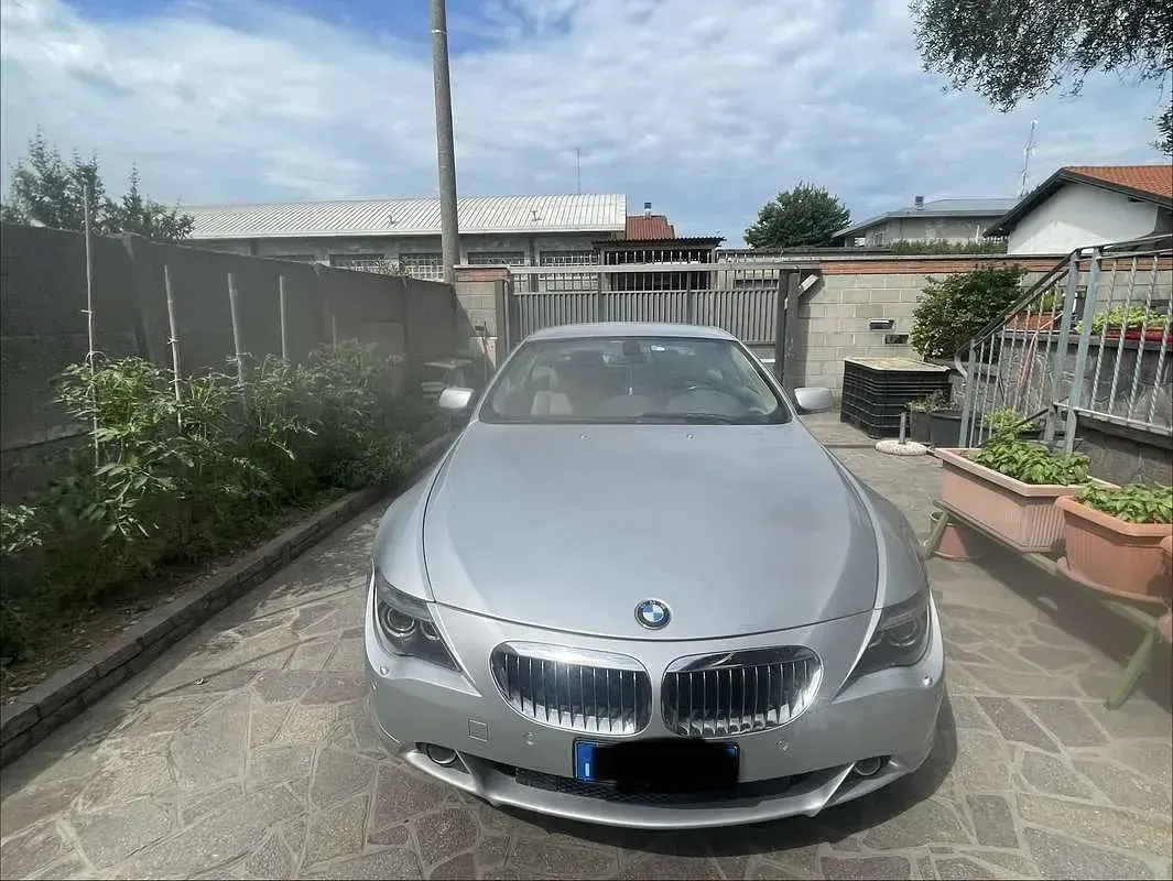 Usata BMW 645 333 CV (244 kW) 2004 Grigio Coupé