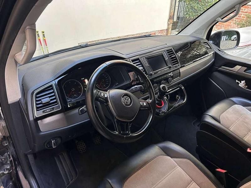 Usata VW Multivan Generation Six 150 CV (110 kW) 2016 Nero Monovolume