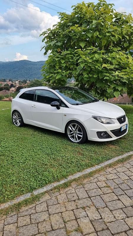 Bianco Usata 2011 Seat Ibiza FR | 7000 € - Immagine 1/4