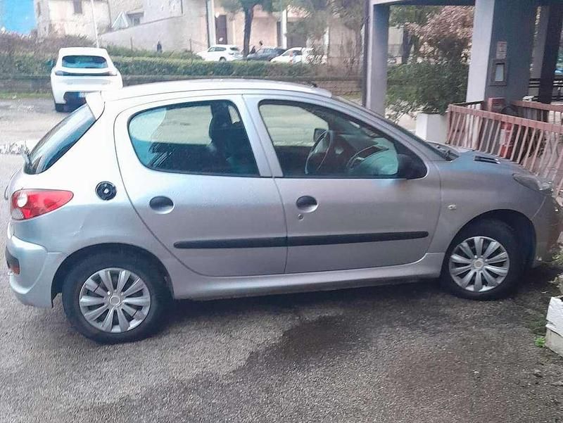 Usata Peugeot 206 60 CV (44 kW) 2011 Grigio Berlina