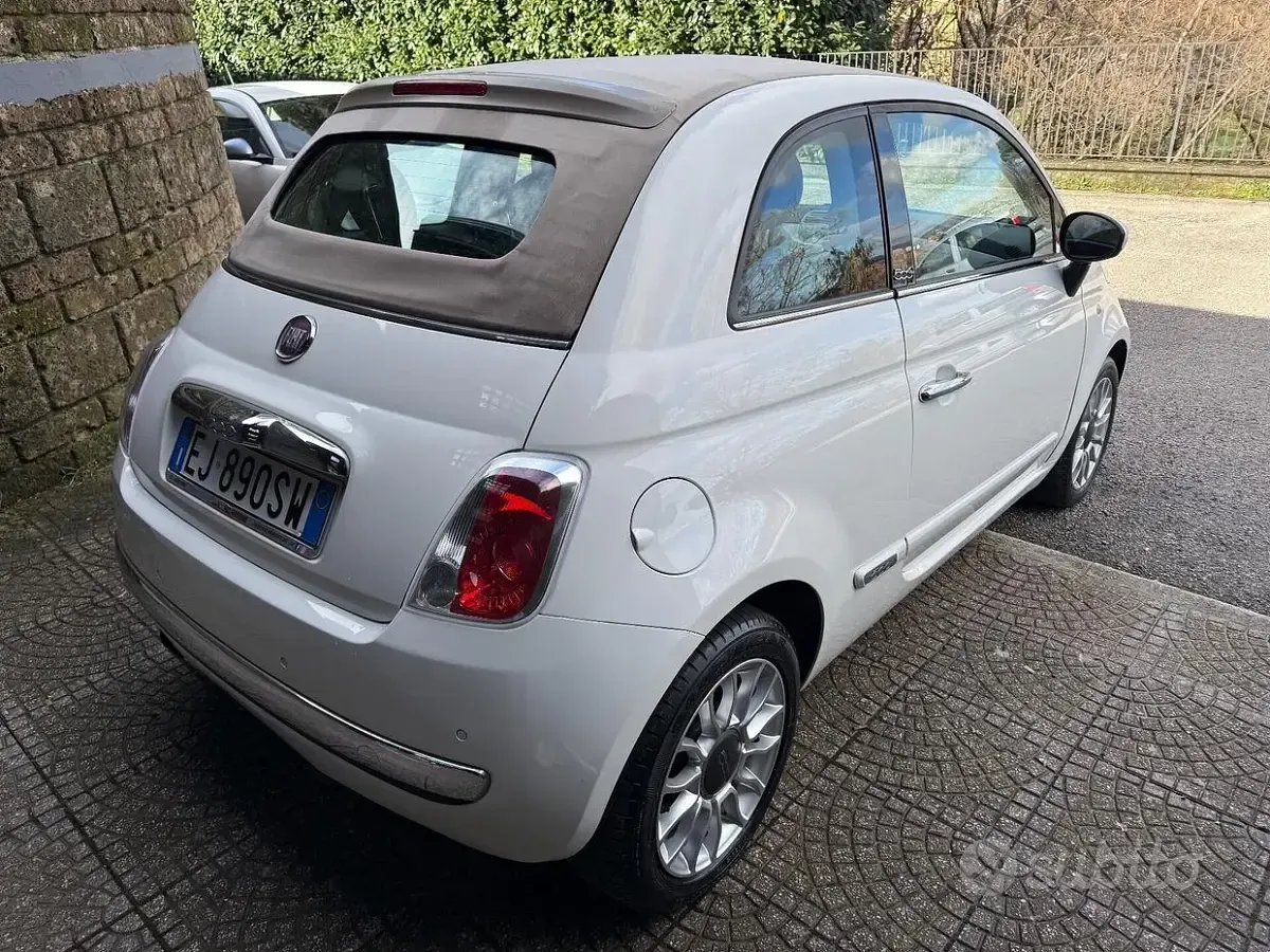 Usata Fiat 500C Lounge 69 CV (50 kW) 2011 Bianco Cabrio