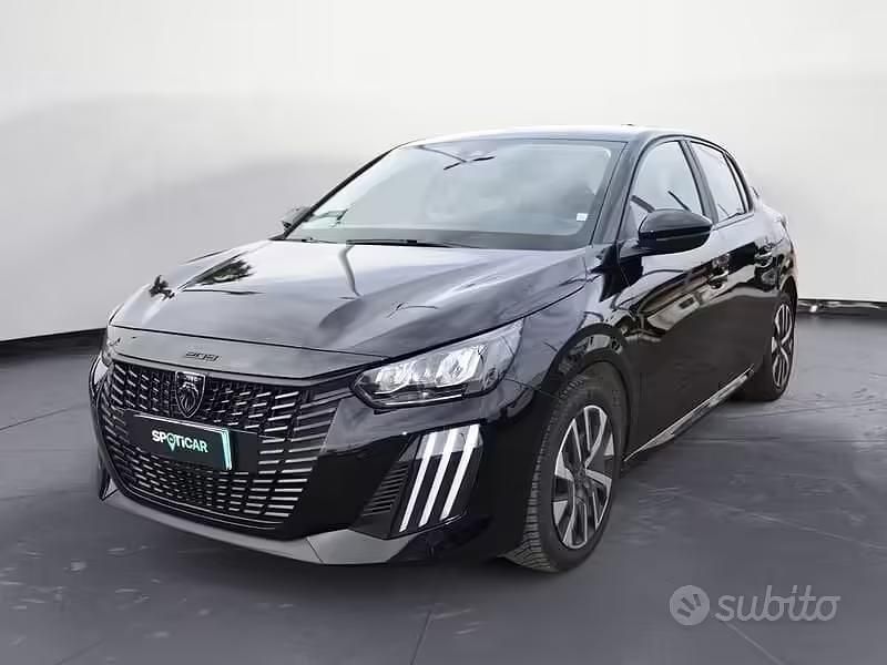Usata Peugeot 208 Active 75 CV (55 kW) 2024 Nero Utilitaria