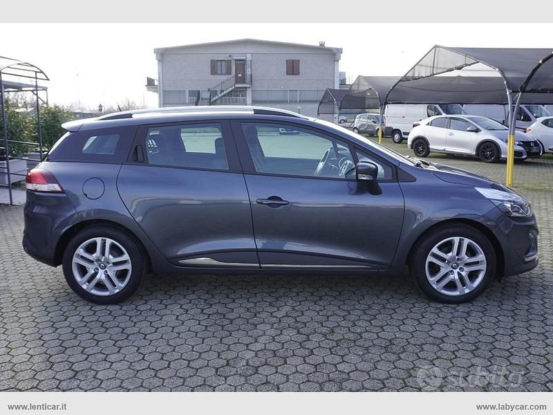 Usata Renault Clio GrandTour Business 75 CV (55 kW) 2019 Grigio Station wagon