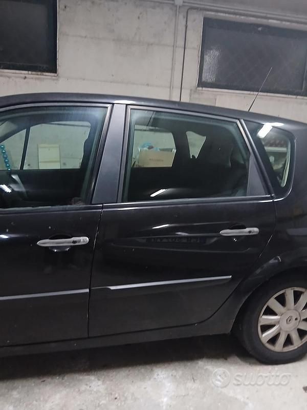 Usata Renault Scénic II 2007 Monovolume