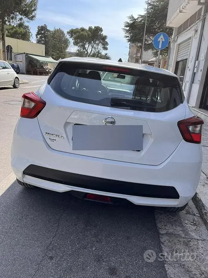 Usata Nissan Micra 71 CV (52 kW) 2017 Bianco Utilitaria