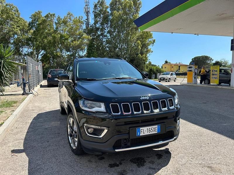 Usata Jeep Compass Limited 140 CV (102 kW) 2017 Nero SUV