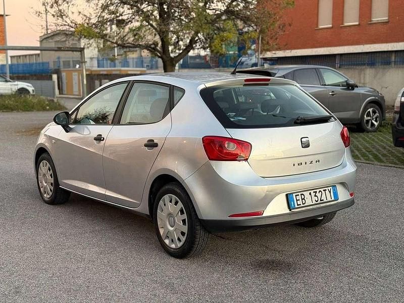 Usata Seat Ibiza 69 CV (50 kW) 2010 Berlina