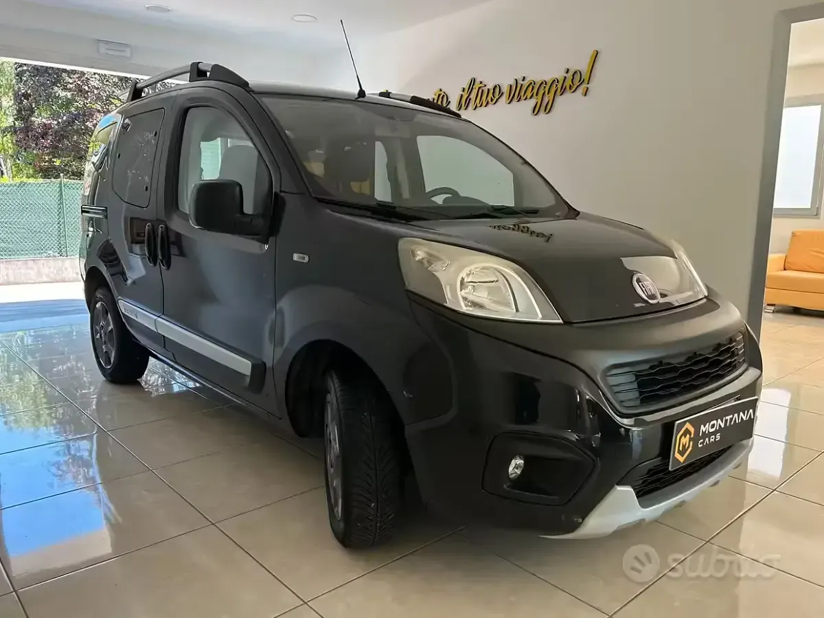 Usata Fiat Qubo Trekking 80 CV (58 kW) 2016 Nero Monovolume