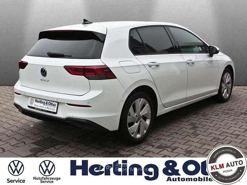 Usata VW Golf VIII United 110 CV (80 kW) 2021 Bianco Berlina