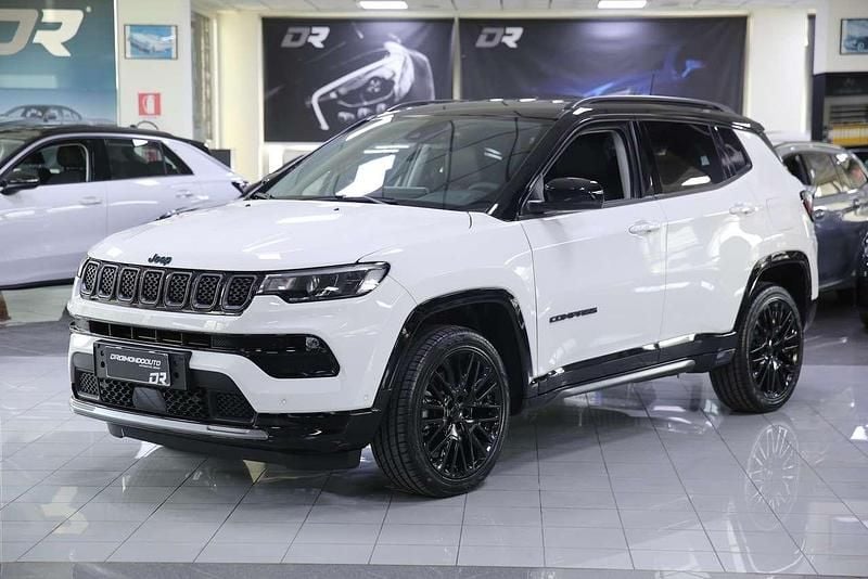 Usata Jeep Compass 179 CV (131 kW) 2023 Bianco SUV