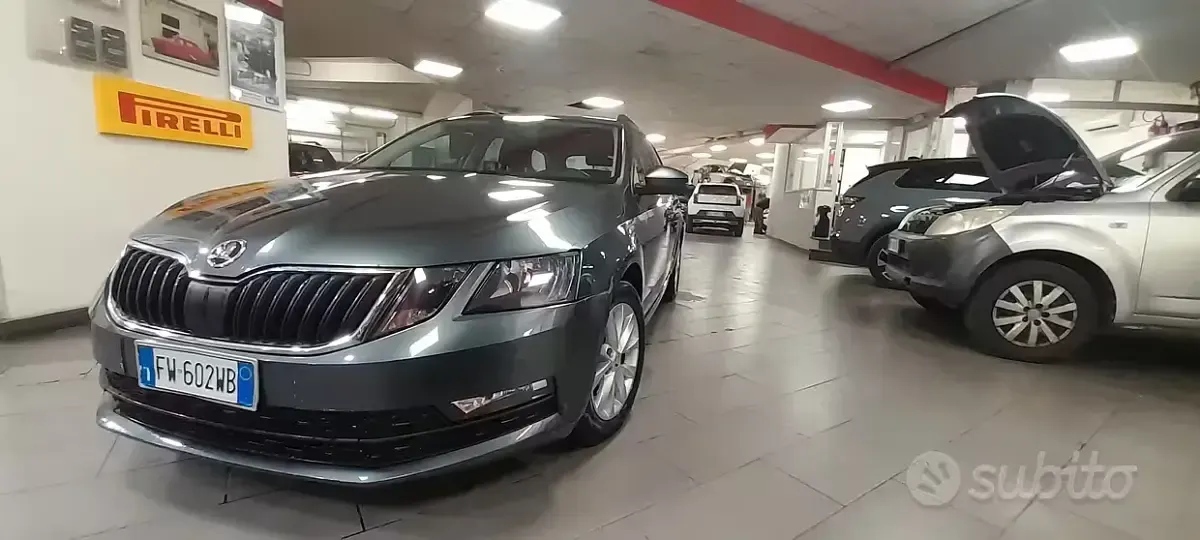 Usata Skoda Octavia 116 CV (85 kW) 2019 Grigio Station wagon