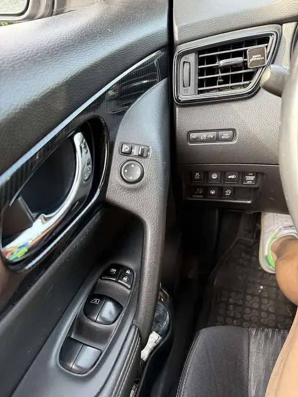 Usata Nissan X-Trail N-Connecta 150 CV (110 kW) 2021 Grigio SUV