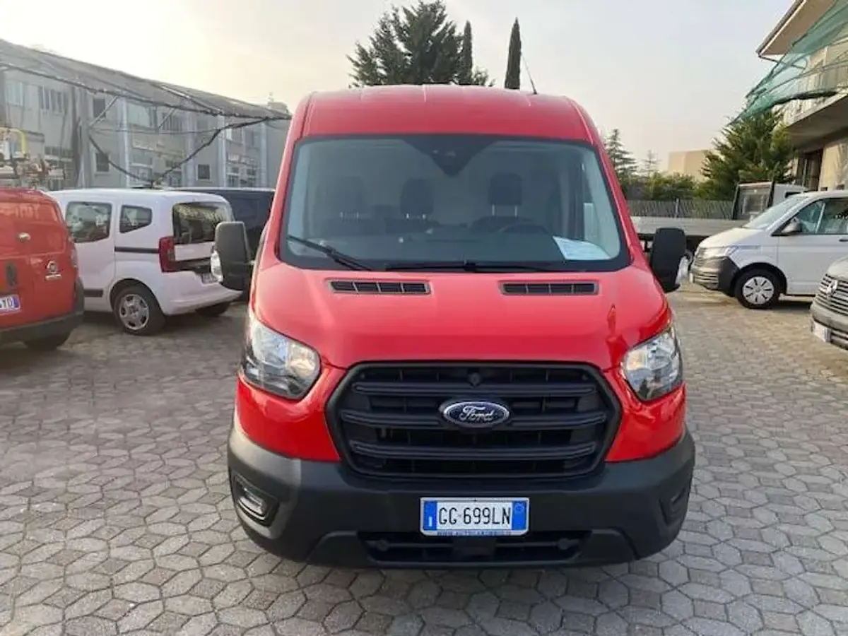 Usata Ford Transit Trend 105 CV (77 kW) 2022 Rosso Furgone