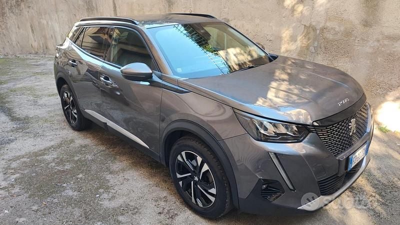Usata Peugeot 2008 Allure 130 CV (95 kW) 2020 Grigio SUV